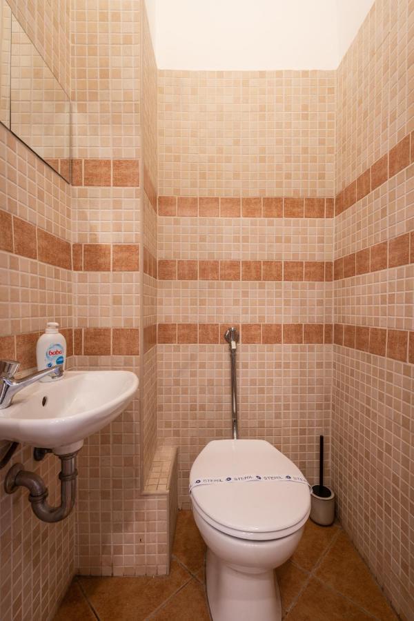 Gellert Mountain Apartment Budapest Luaran gambar